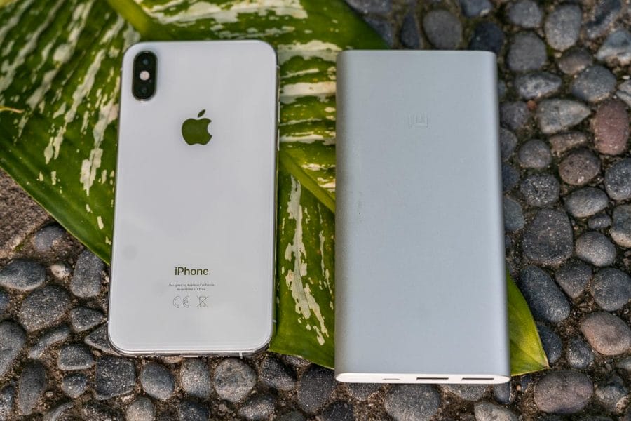 iPhone XS and a power bank