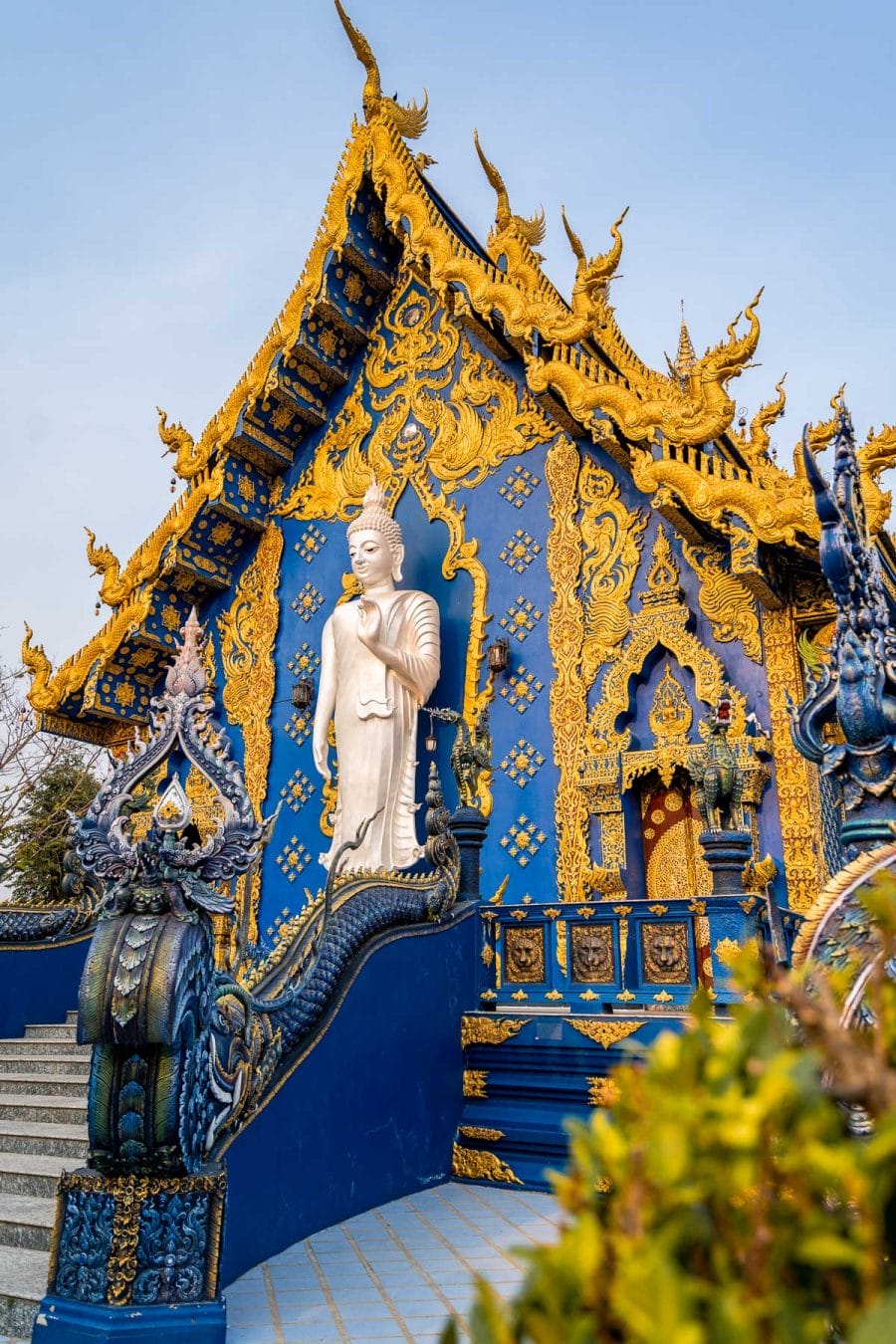 Wat Rong Suea Ten, the Blue Temple in Chiang Rai