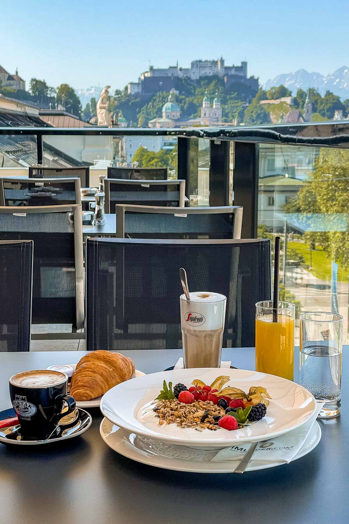 ontbijt in Imlauer Skybar, Salzburg