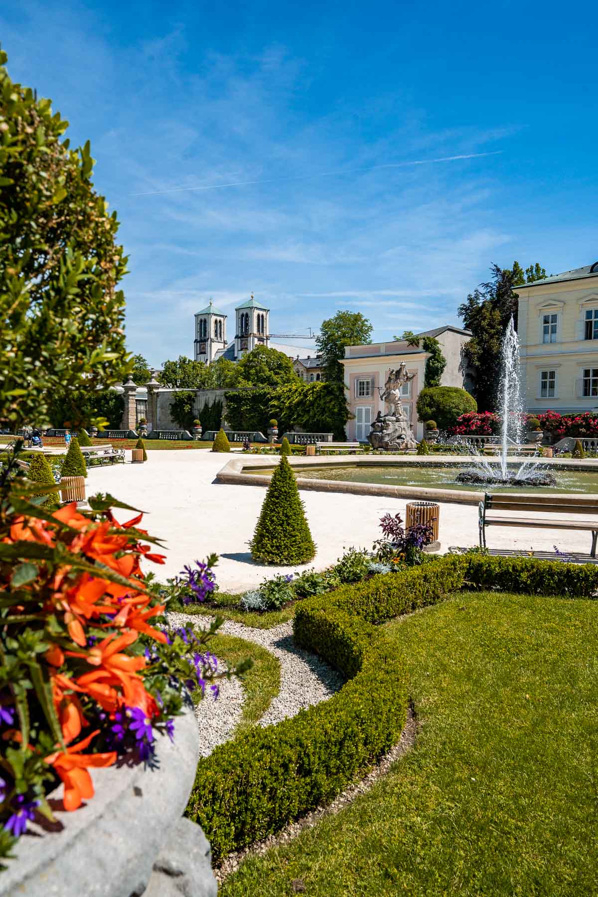Jardins Mirabell, um local que vale a visita em cada itinerário Salzburgo