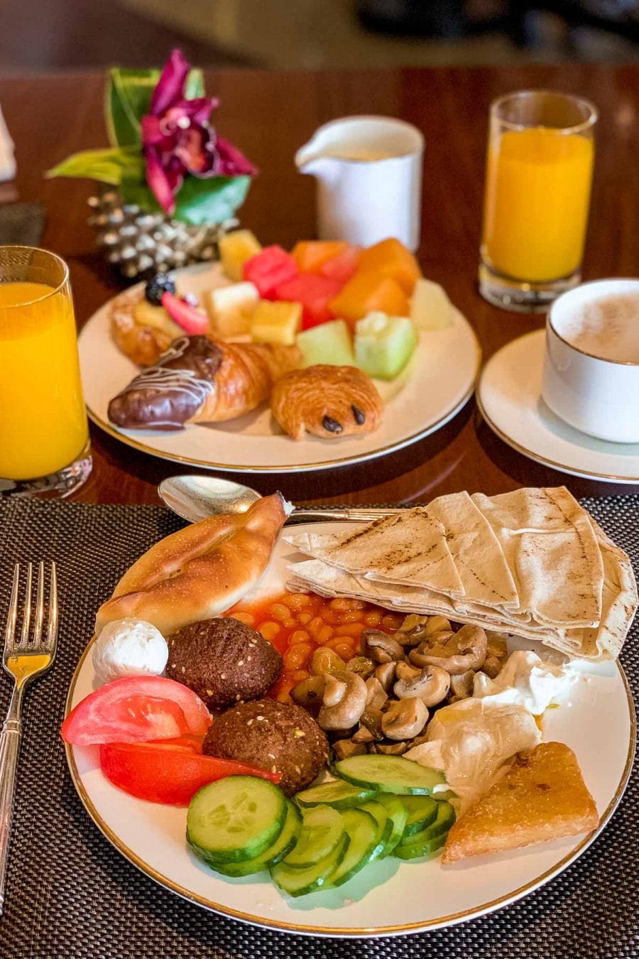 Breakfast at Ritz-Carlton Abu Dhabi