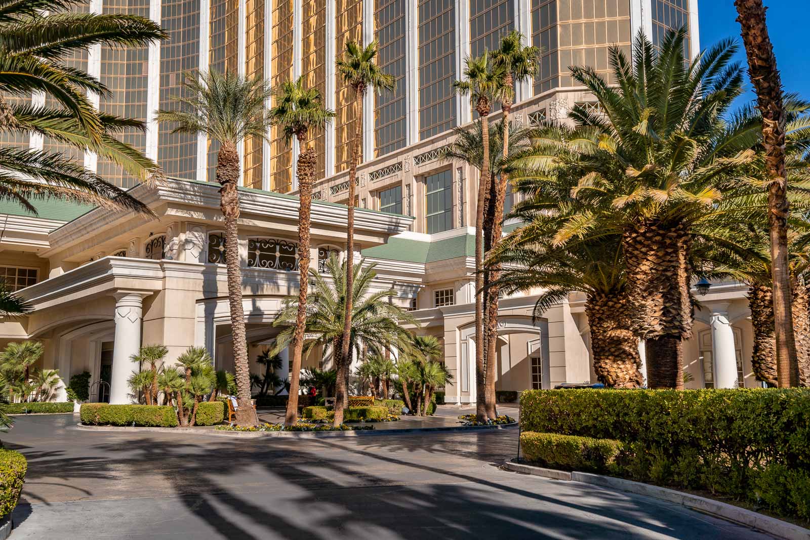 Best Gamble Free Hotel in Vegas: Four Seasons Las Vegas Hotel Review ...