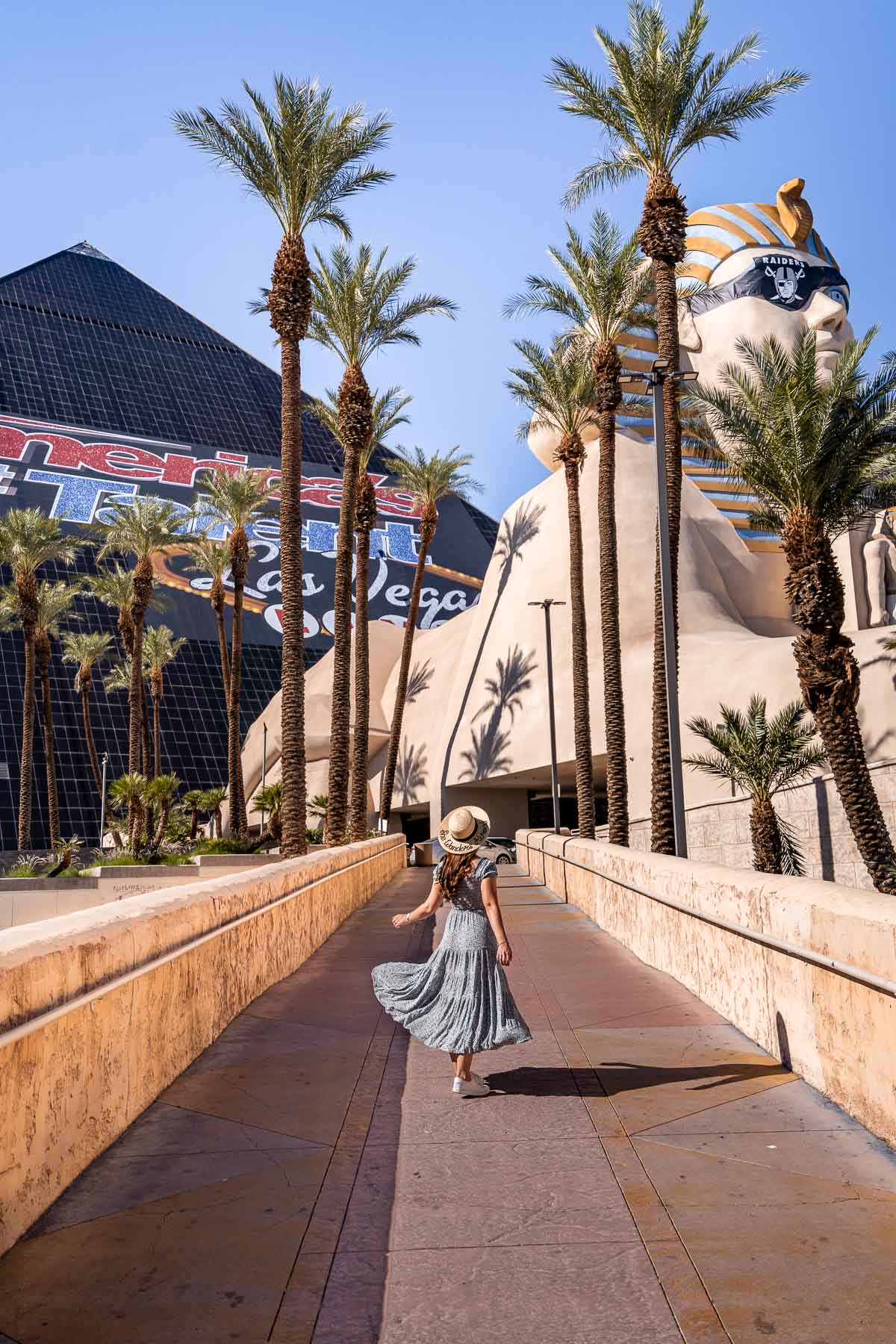 Girl at the entrance of Luxor Hotel & Casino in Las Vegas