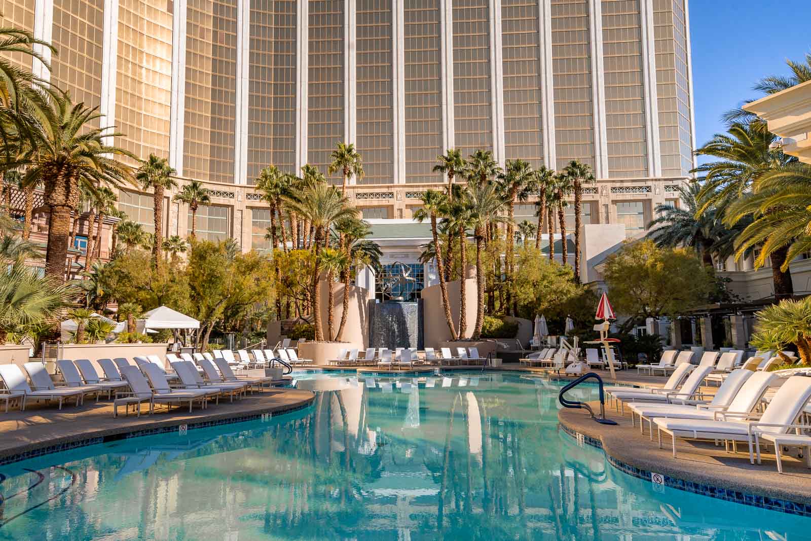 Pool at Four Seasons Las Vegas