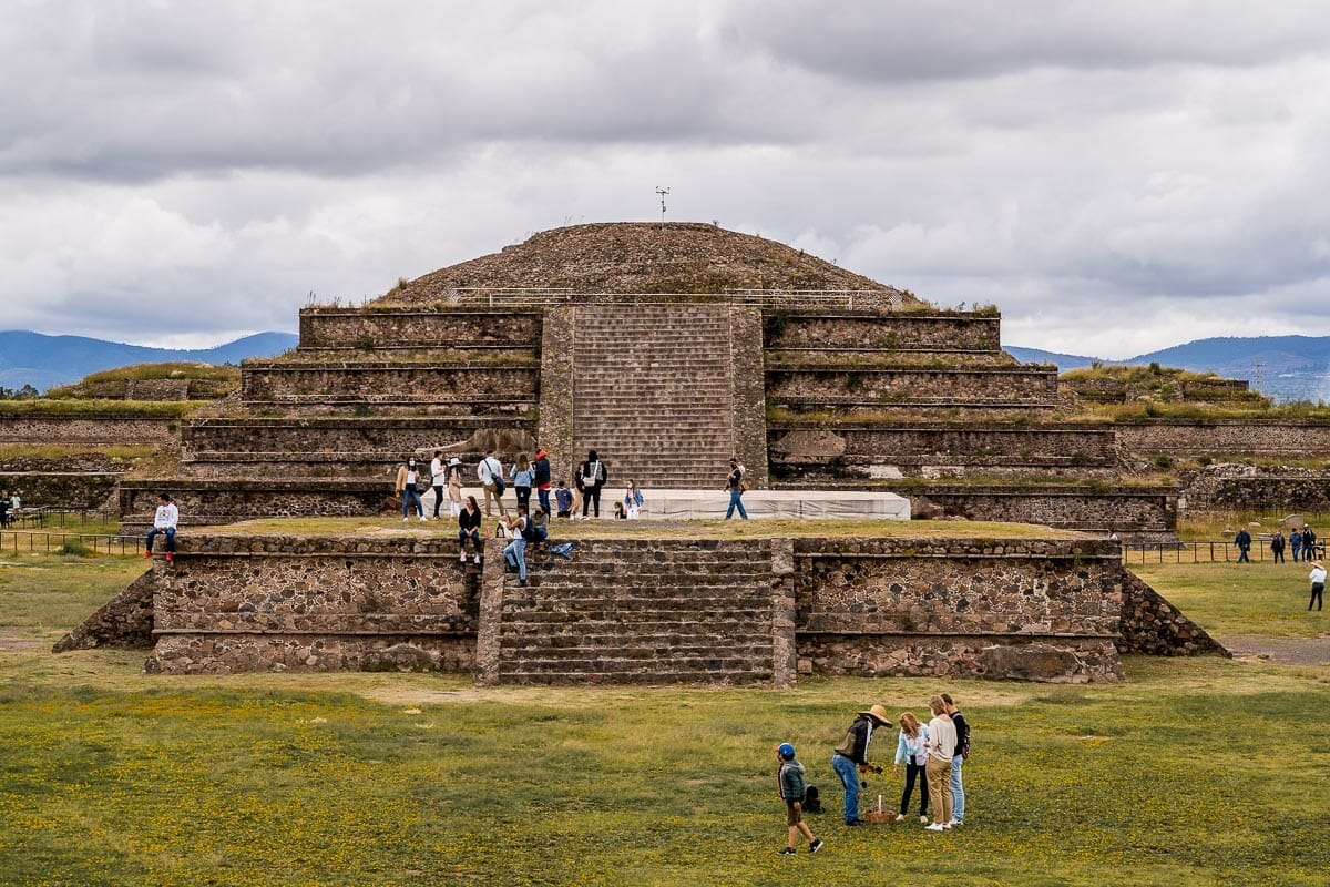 Templo de Quetzalcoatl at Teotihuacan, Mexico