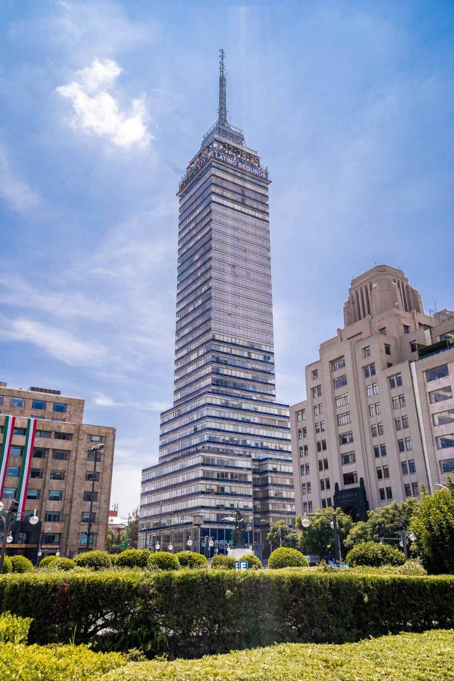 Torre Latinoamericana in Mexico City