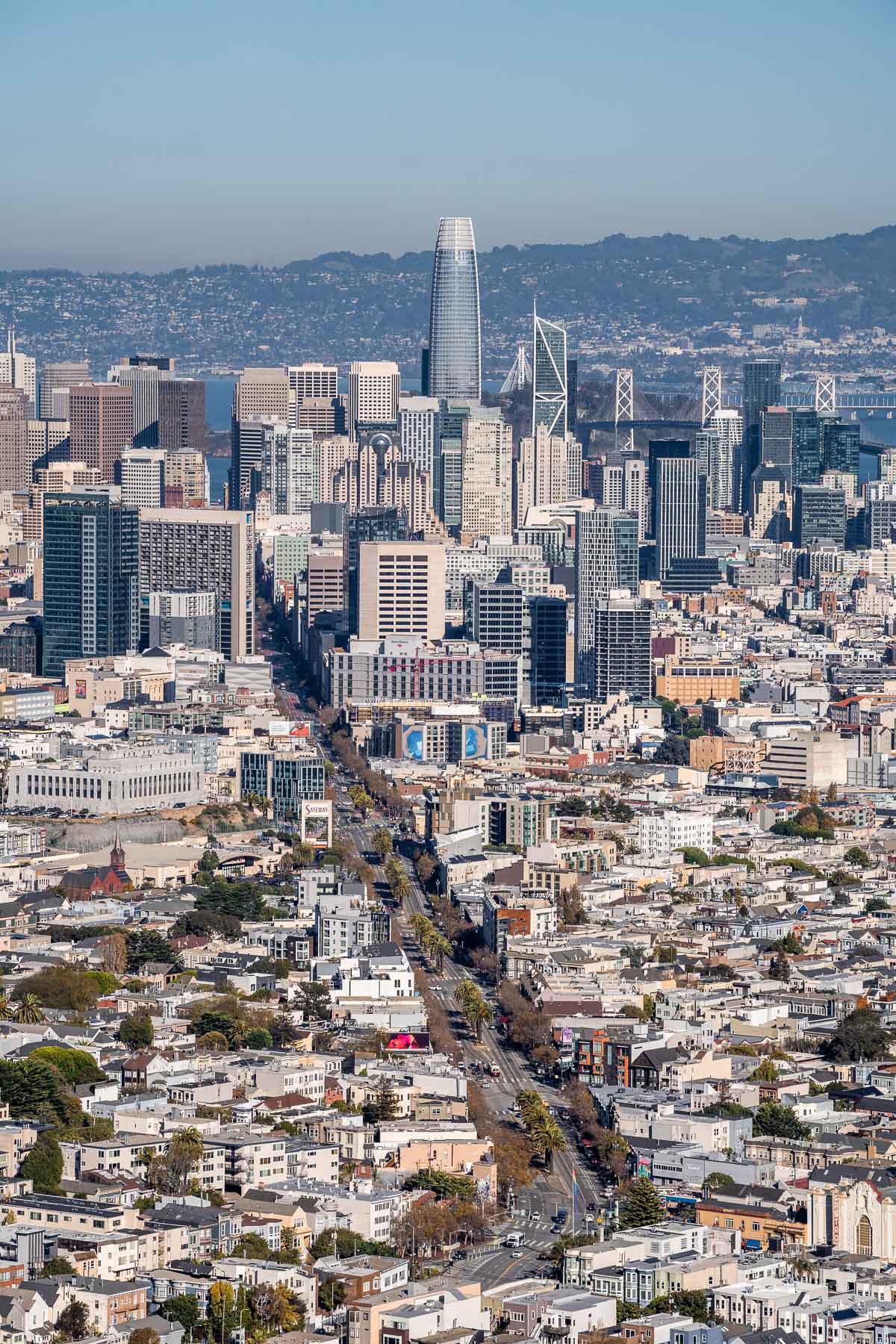 Panoramic view of San Francisco from Twin Peaks