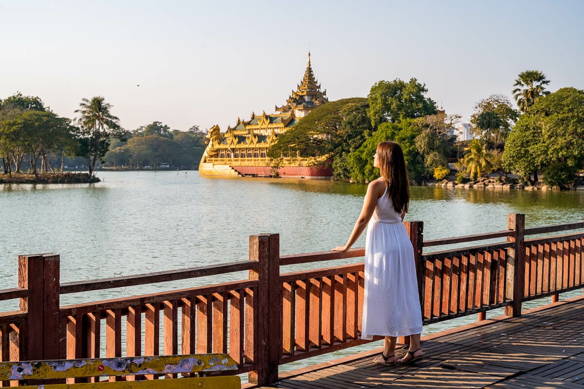 Karaweik Palace at Kandawgyi Lake, Yangon