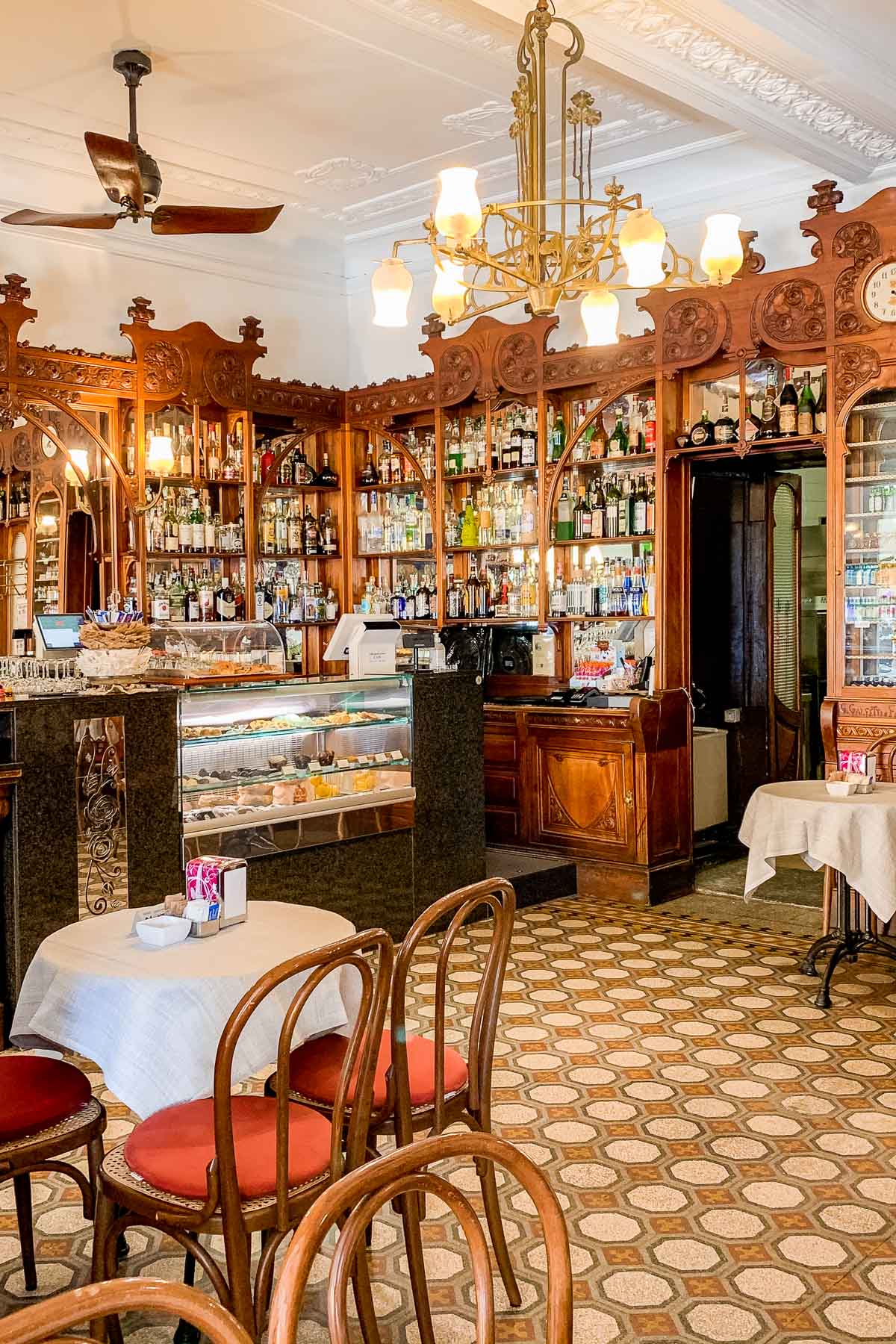 Bar Pasticceria Rossi in Bellagio, Italy