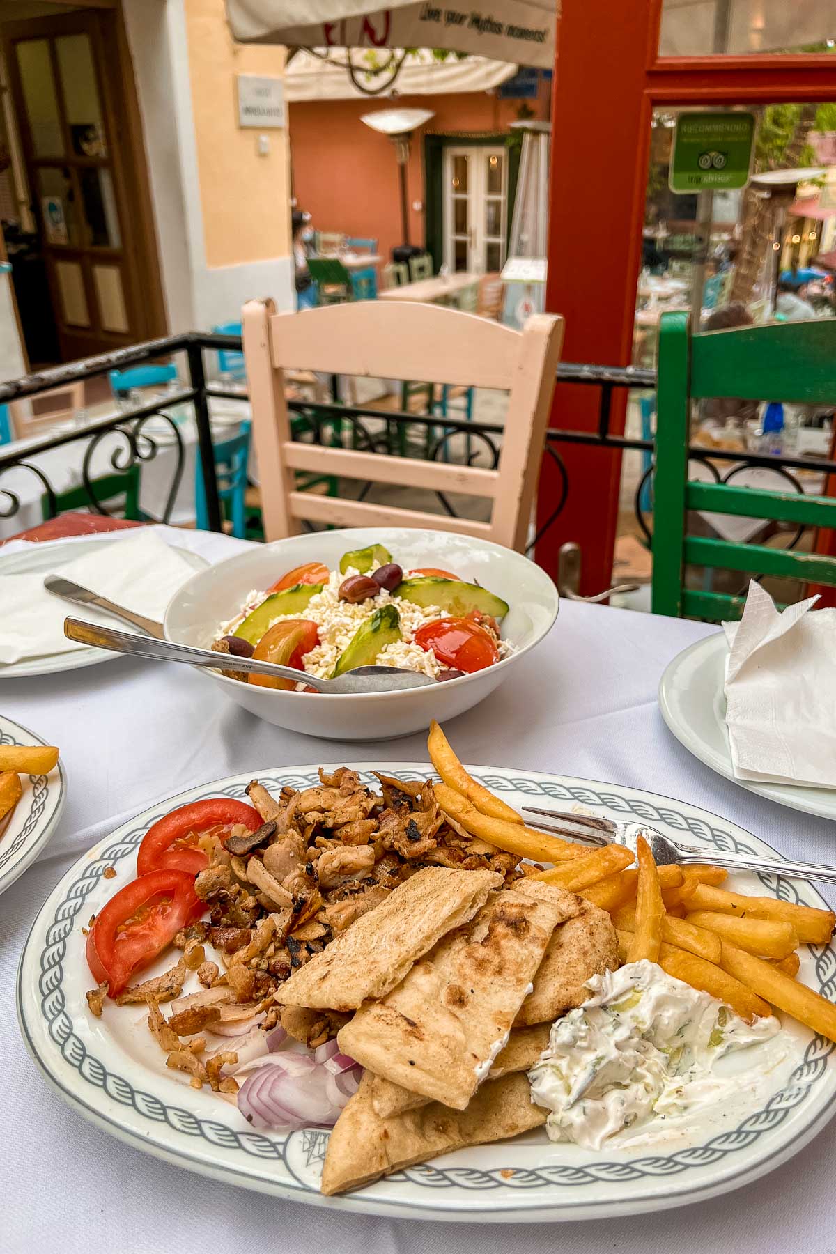 Dinner at Geros Tou Moria Restaurant in Athens