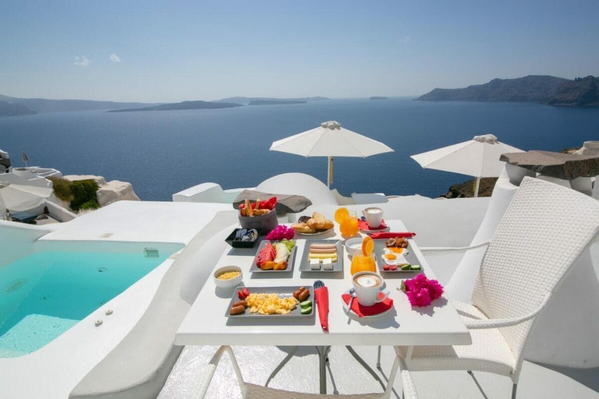 21 Incredible Hotels In Santorini With Private Pools She Wanders Abroad