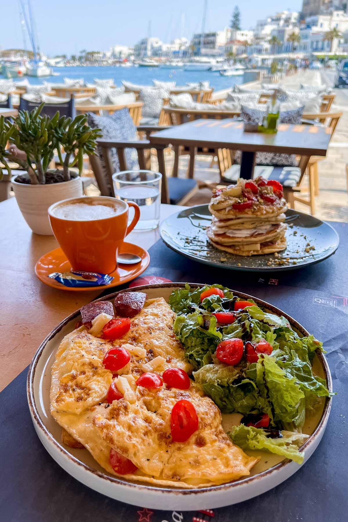 Breakfast at Cream on Top, Naxos
