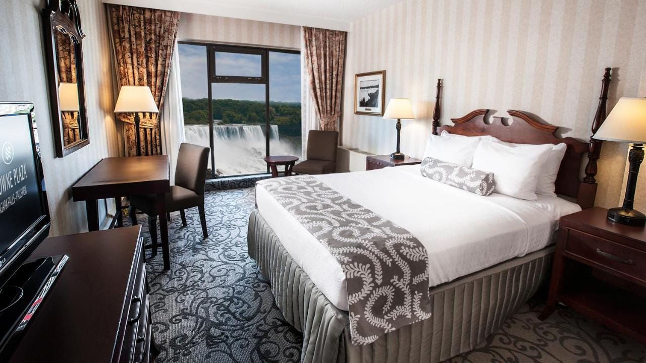 Crowne Plaza Hotel-Niagara Falls_Falls View