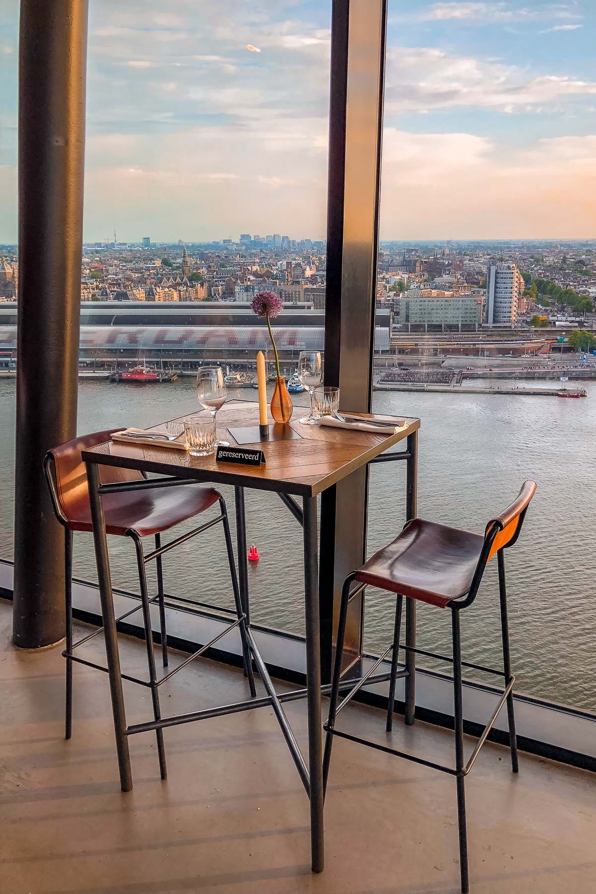 Restaurant with a view in Adam Lookout Amsterdam