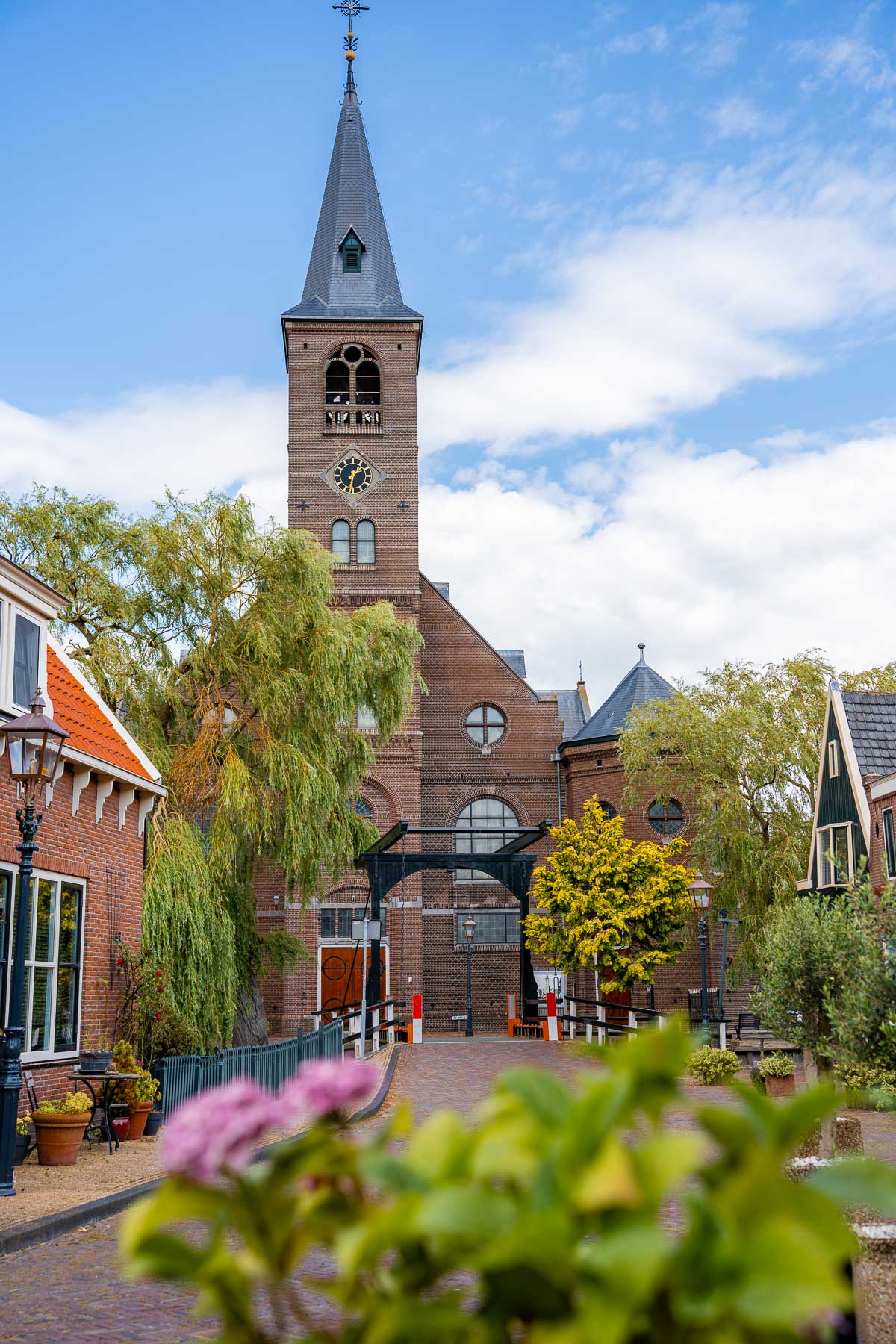 Church in Volendam